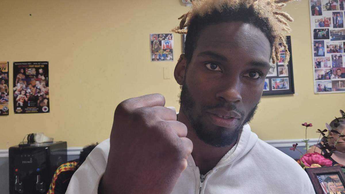 Yildo Justo Escobar Depestre siente que el tiempo no ha pasado en vano. Este boxeador cubano ha aprovechado cada uno de los días desde que llegara a Miami y confía en llegar lo más lejos posible para lograr su meta de ser campeón.