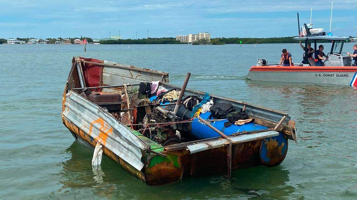 Este viernes 14 de octubre, más de 40 migrantes de Cuba llegaron a los Cayos de la Florida y a Key Biscayne a bordo de tres embarcaciones separadas, según la Patrulla Fronteriza.