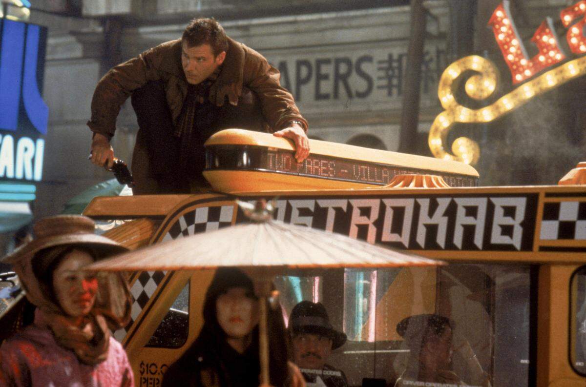 Harrison Ford en una escena de ‘Blade Runner: The Final Cut’, clásico de ciencia ficción que cumple 40 años.