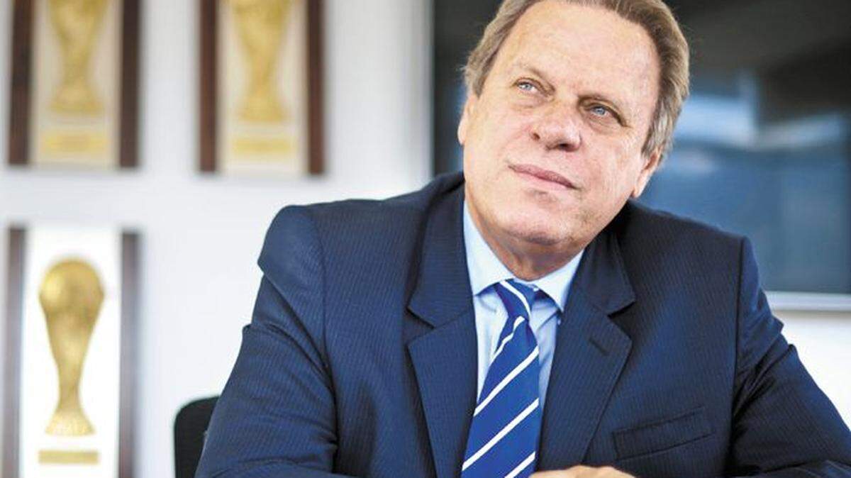 Ramón Jesurún Franco es el presidente de la Federación Colombiana de Fútbol (FCF) desde noviembre de 2015.