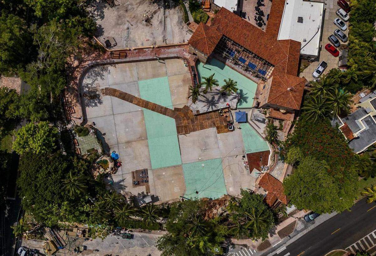 Vista aérea de la Venetian Pool en Coral Gables, que actualmente está en proceso de renovaciones, el martes 22 de julio de 2025. Pedro Portal pportal@miamiherald.com