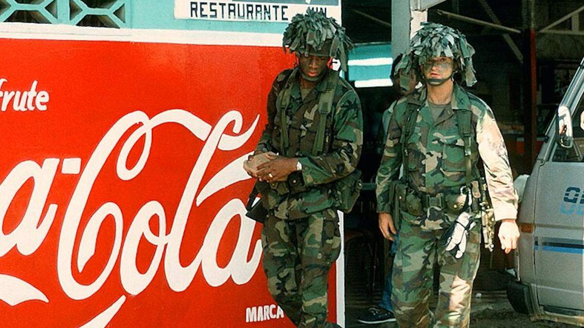 La invasión estadounidense de Panamá en 1989 podría considerarse una aplicación del corolario Roosevelt a la doctrina Monroe. 