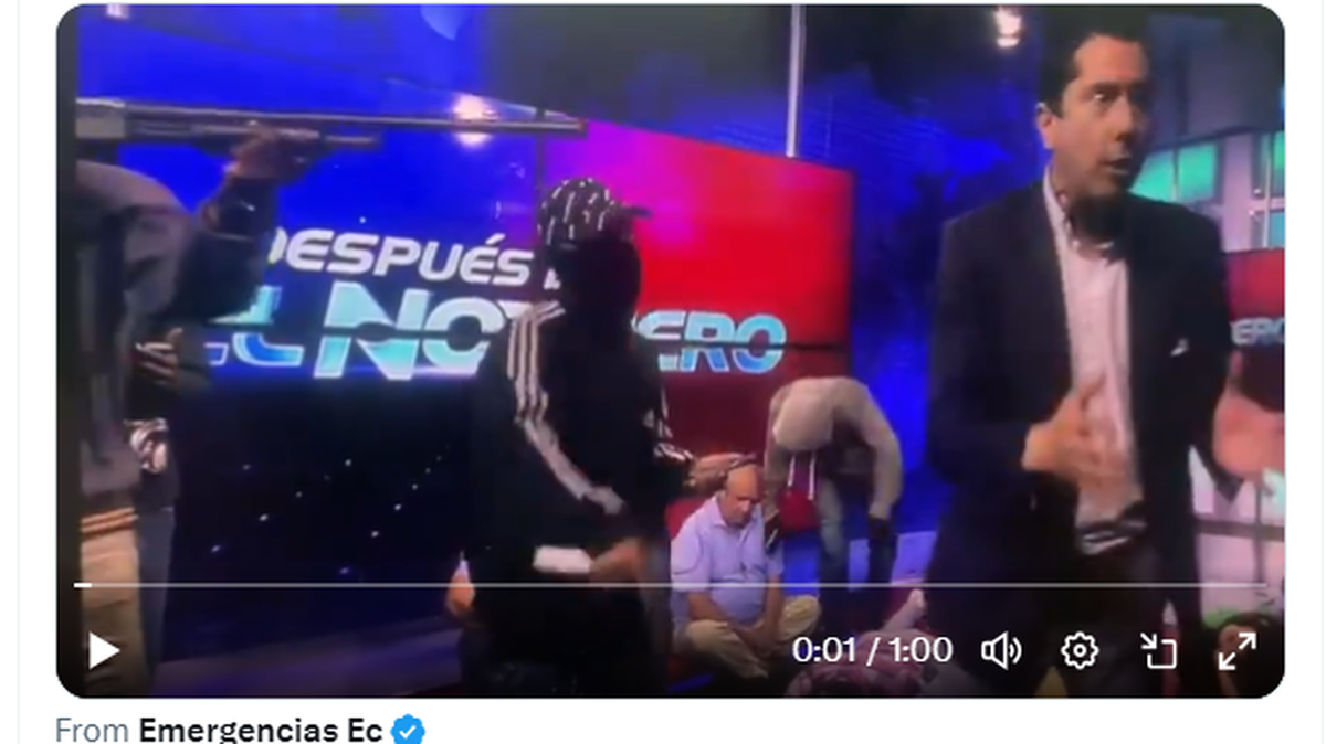 Encapuchados armados ingresaron este martes en el canal de televisión TC, en la ciudad de Guayaquil en el suroeste de Ecuador, y sometieron a su personal durante una transmisión en vivo.