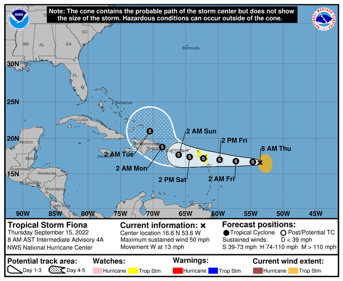 La tormenta Fiona mantiene en alerta a las Antillas menores. Los meteorólogos dijeron que por el momento no representa una amenaza para Florida