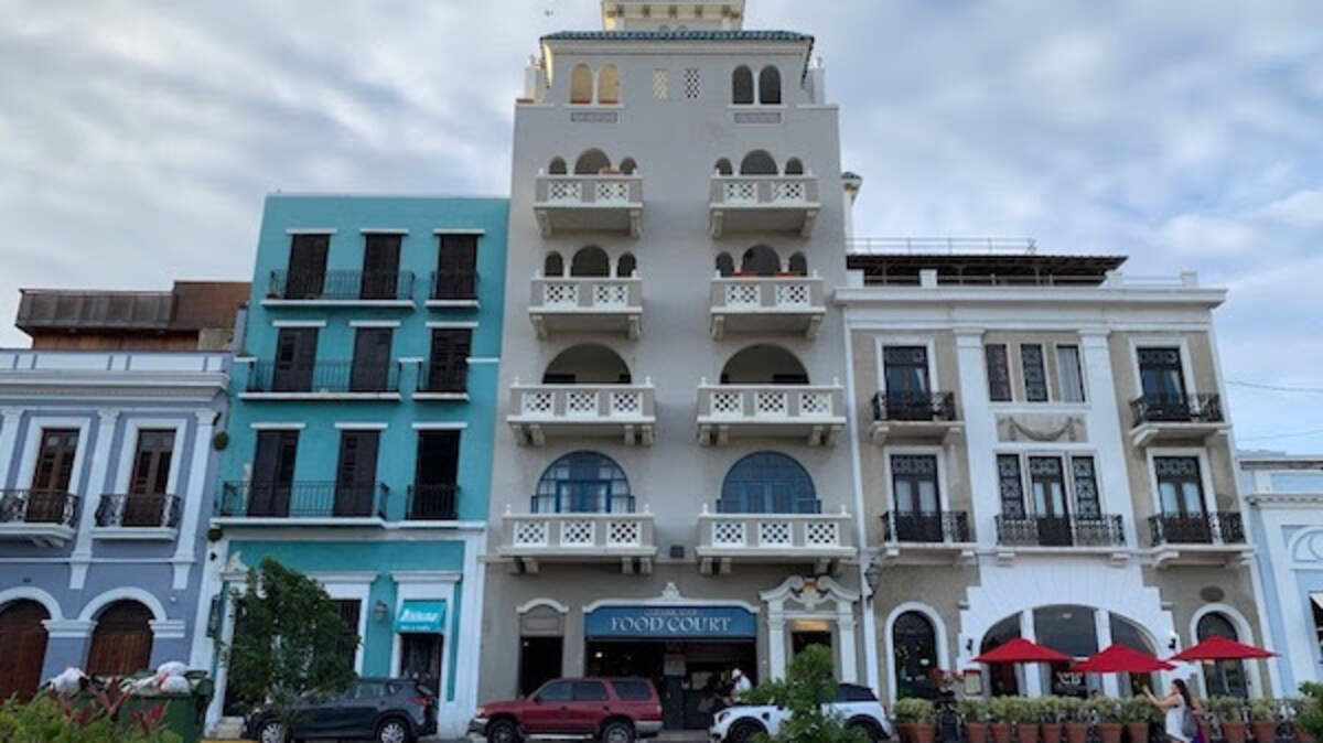 El pasado 1 de mayo, el Jefe de Inversiones de Lifeafar, Eric Berman, cerró la compra del edificio comercial de 577 metros cuadrados por $5 millones, según se puede constatar en el Registro de la Propiedad.