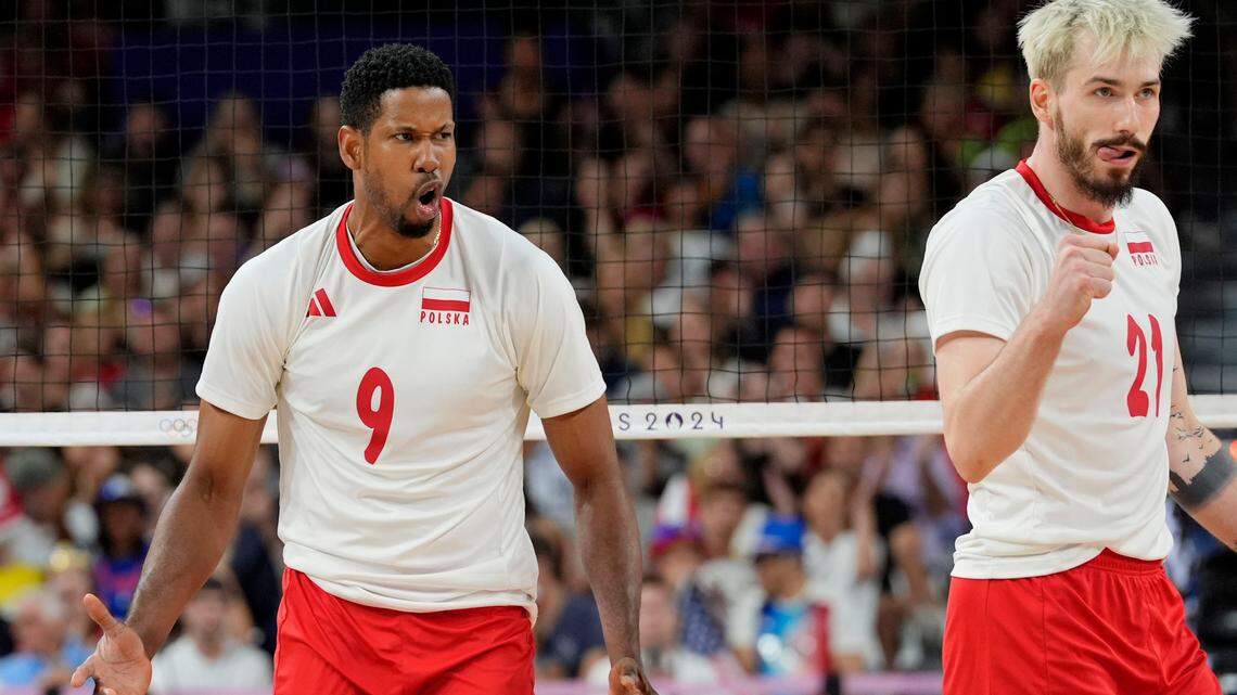 Estas dos estrellas cubanas brillaron con otras banderas en el voleibol de París. Nadie anotó más puntos que ellos