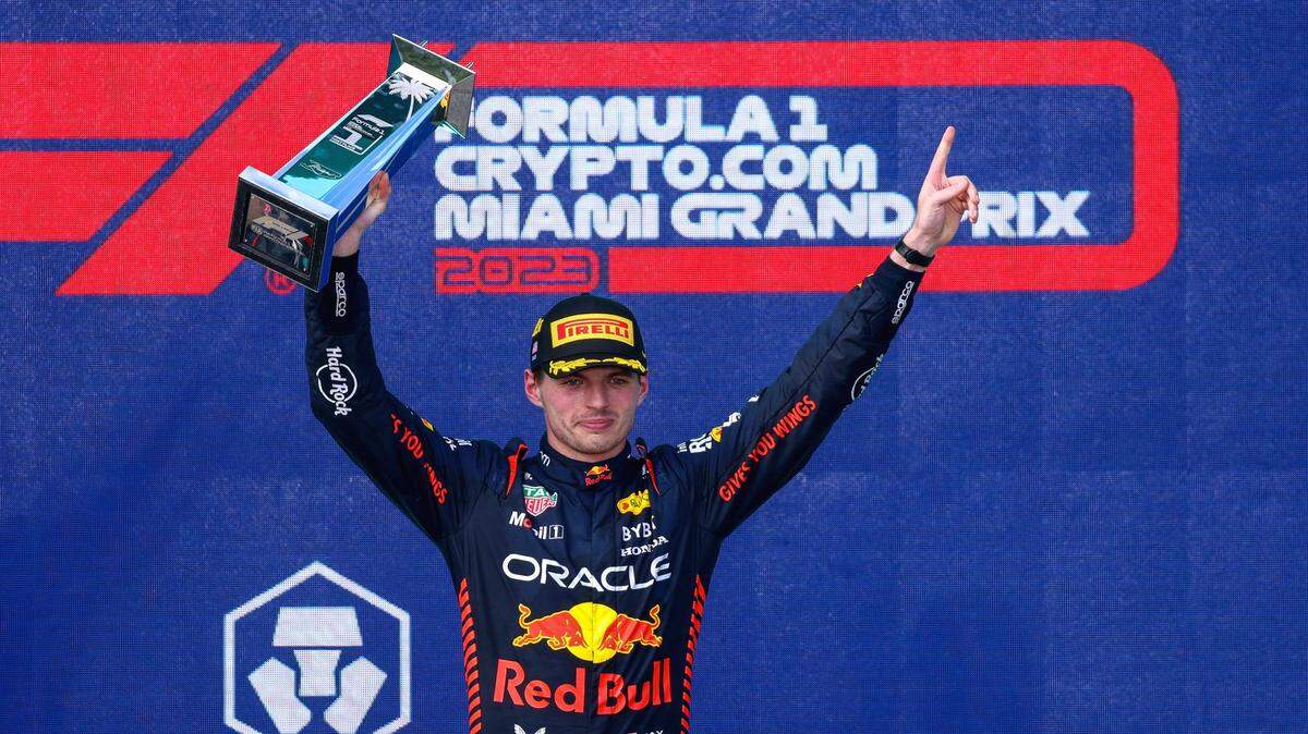 Max Verstappen ejecutó una solvente carrera el domingo para mantener a Red Bull imbatible esta temporada, con el reinante campeón del mundo remontando desde el noveno lugar para llevarse la victoria en el Gran Premio de Miami.