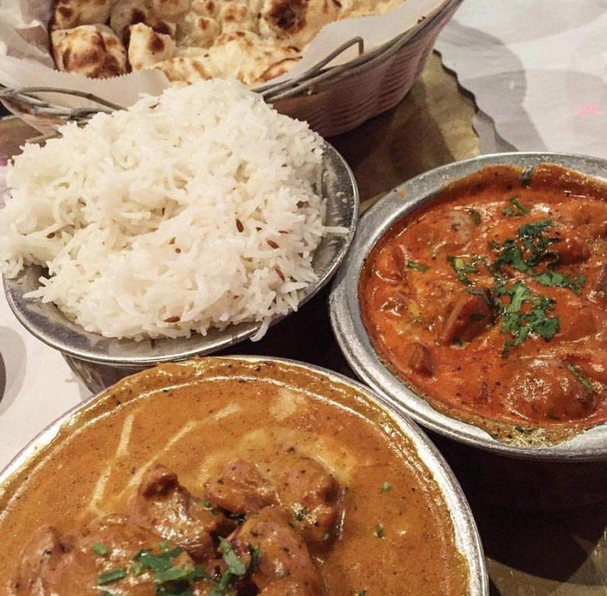 Butter chicken tikka masala, uno de los típicos platos del restaurante Bombay Barbar en Coconut Grove.