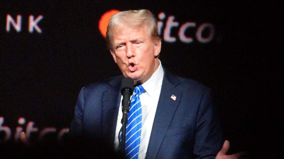 El expresidente Donald Trump se dirige a la conferencia Bitcoin 2024 en el Music City Center en Nashville, Tennessee, el sábado 27 de julio de 2024.