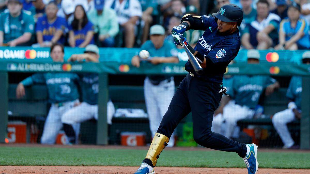 El pelotero venezolano de los Marlins Luis Arráez disparó un par de hits en el Juego de Estrellas en Seattle y mostró por qué fue el segunda base titular de la Liga Nacional.