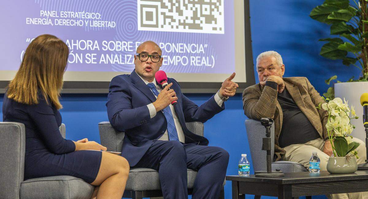Moderator Gabriela Perozo (far left) listens as panelists from left- Leonardo Trechi (center), President of VACC and Horacio Medina, President of the ad hoc board of PDVSA, take turns to speak during the “Foro Perspectivas Venezuela 2026” organized by the Venezuelan-American Chamber of Commerce (VACC), to bring together political leaders, experts in energy, economics, security, legal risk and freedom of expression, with a clear objective: to understand the new Venezuelan scenario, after the removal of Nicolas Maduro, from Caracas last January during an operation by the United States' special forces. The event took place at Miami Dade College Campus in Doral, on Tuesday Feb 10, 2026
