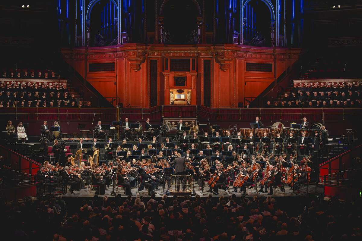 La Orquesta Filarmónica Real con Vasily Petrenko en el Royal Albert Hall, marzo de 2023.