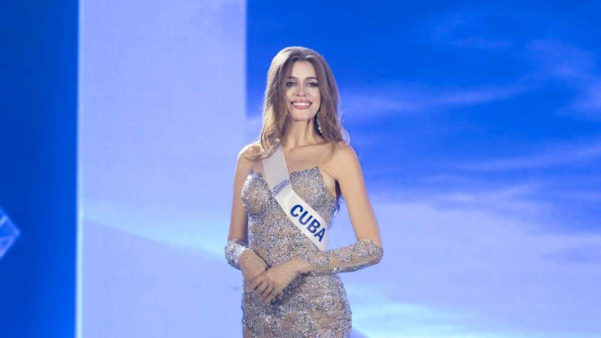 Marian Pirez Sierra, una bailarina y modelo cubana radicada en Francia, ganó el concurso Miss Celebrity International 2024, celebrado en Vietnam el 28 de septiembre.