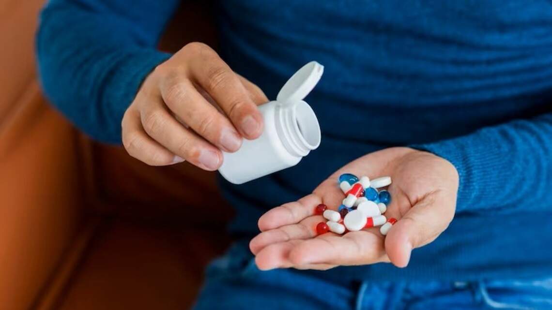 Tres medicamentos comunes que adultos mayores podrían estar usando en exceso