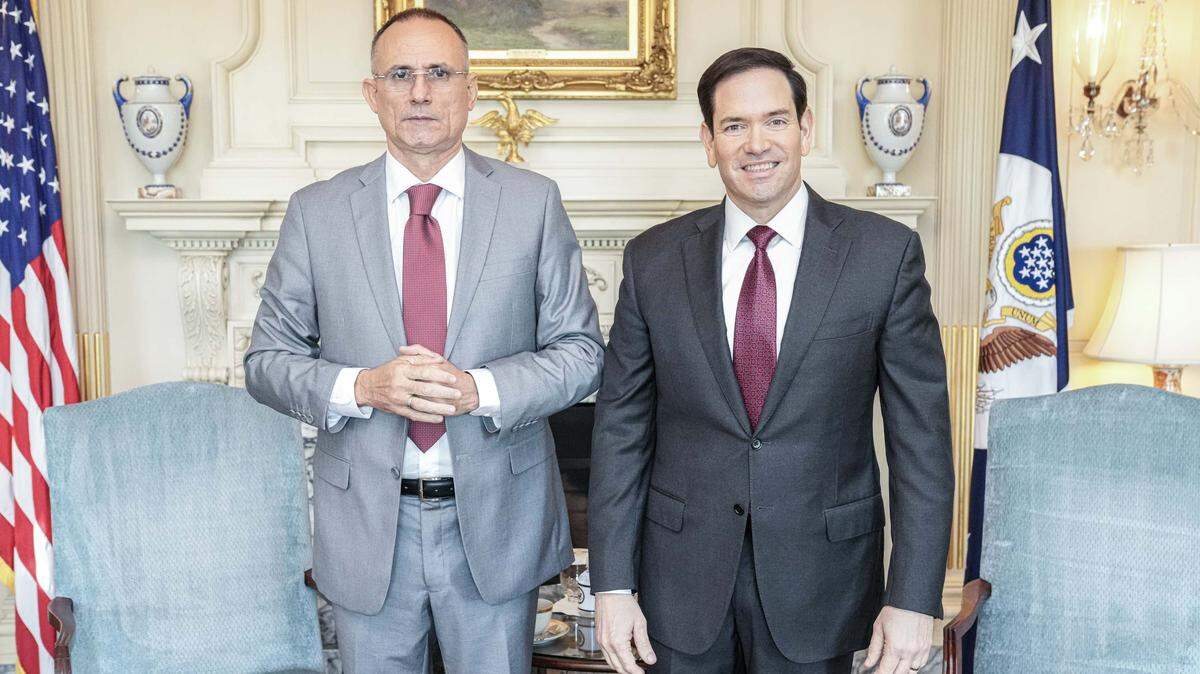 (Foto de ARCHIVO)
El secretario de Estado de EEUU, Marco Rubio (derecha), junto al líder de la opositora Unión Patriótica de Cuba (UNPACU), José Daniel Ferrer