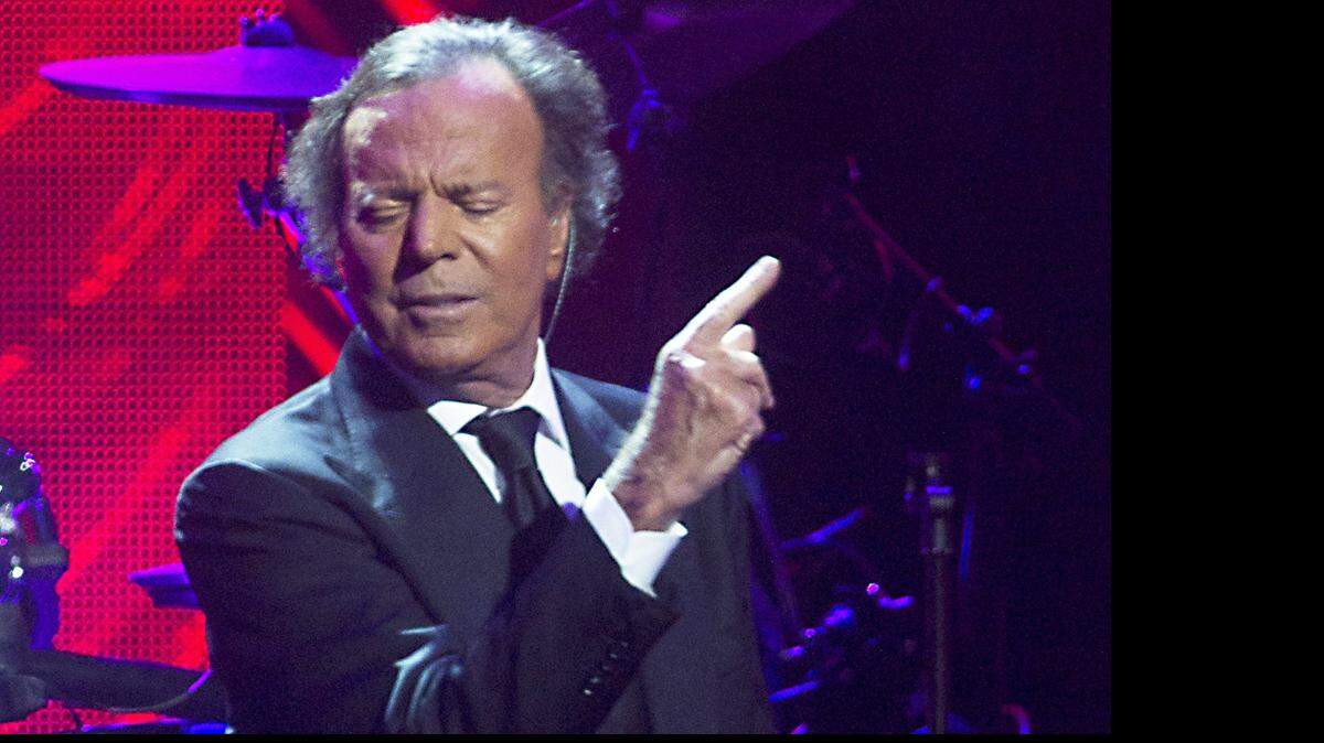 Julio Iglesias en una foto de archivo del 2013. PAUL BERGEN/AFP/Getty Images)