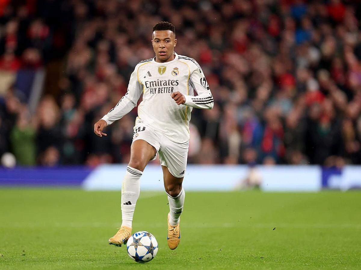 El delantero del Real Madrid Kylian Mbappé es otro de los candidatos a los premios The Best. 