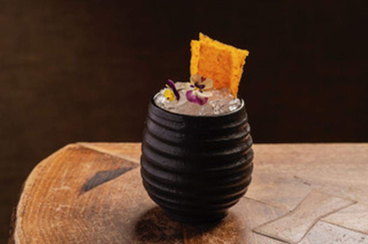 Osaka Nikkei ha introducido una nueva carta de cócteles que incluye una gran variedad de bebidas sin alcohol conocidas como “Arukoru Nashi”.