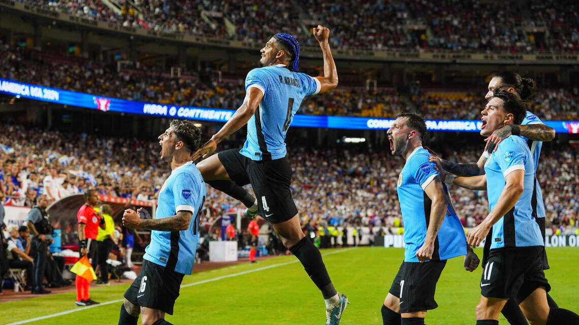 Uruguay vs. Brasil, un clásico del fútbol mundial que engalana los cuartos de final de la Copa América