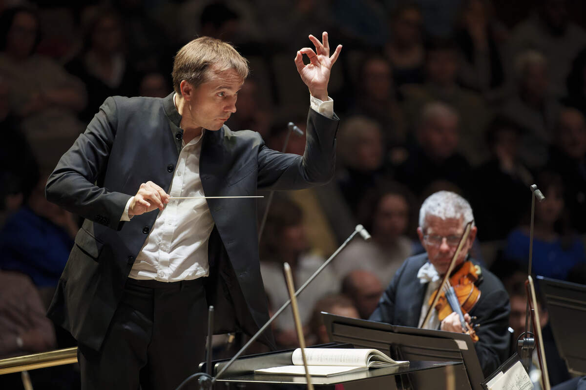 La Orquesta Filarmónica Real con Vasily Petrenko.