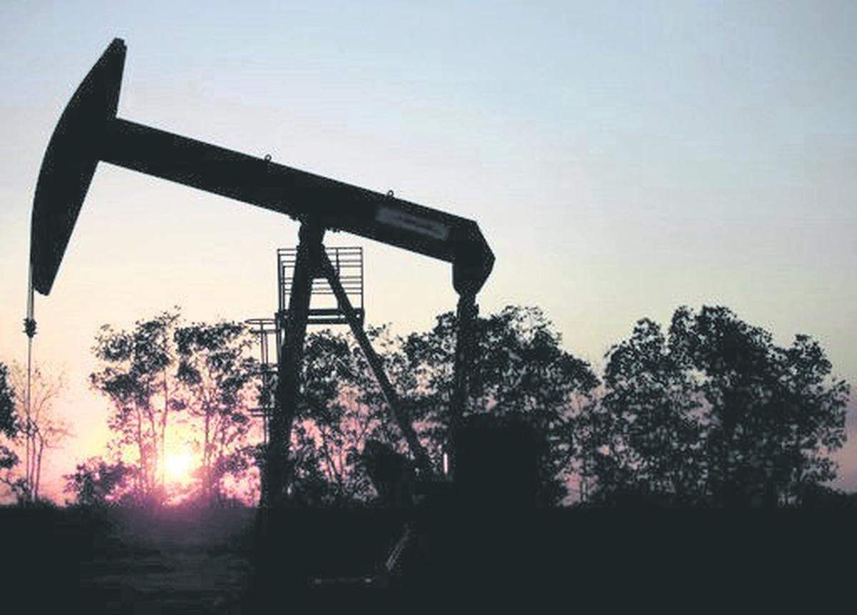 Los tanques se encuentran ubicados en una de las instalaciones de la Faja Petrolífera del Orinoco, el mayor reservorio de crudo del mundo.