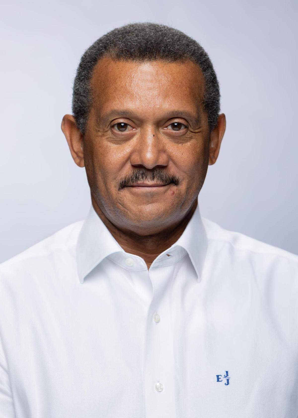 “¡MCB quiere que toda la comunidad de Miami-Dade sepa que tienen una compañía de danza excepcional que les pertenece!”, afirma Juan José Escalante, Director Ejecutivo de Miami City Ballet.