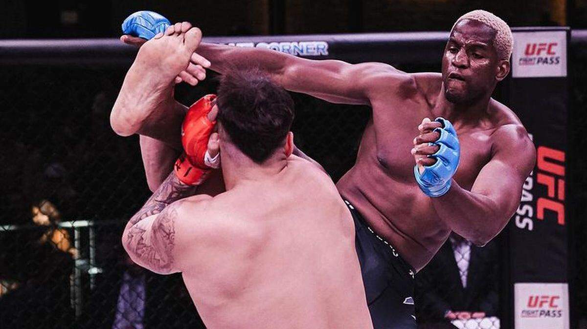 Robelis Despaigne lo admite: debutar en Miami tiene su cuota de presión. Pero este gigante -literalmente- cubano está seguro de que cuando cierren la jaula en el evento UFC 299 su mente se concentrará en destruir y ganar.