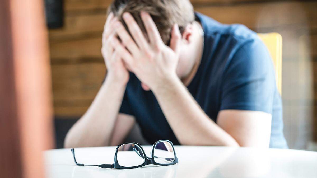 Bajo la nueva ley, el estado creará pautas para ayudar a las empresas a fortalecer el acceso a la atención de salud mental para sus empleados, y reducir el estigma.