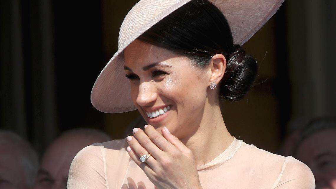LONDON, ENGLAND - MAY 22:  (EDITORS NOTE: Retransmission of #961424164 with alternate crop.) Meghan, Duchess of Sussex attends The Prince of Wales' 70th Birthday Patronage Celebration held at Buckingham Palace on May 22, 2018 in London, England.  (Photo by Chris Jackson/Chris Jackson/Getty Images)