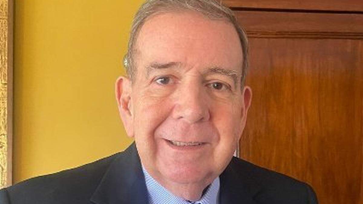 El diplomático Edmundo González