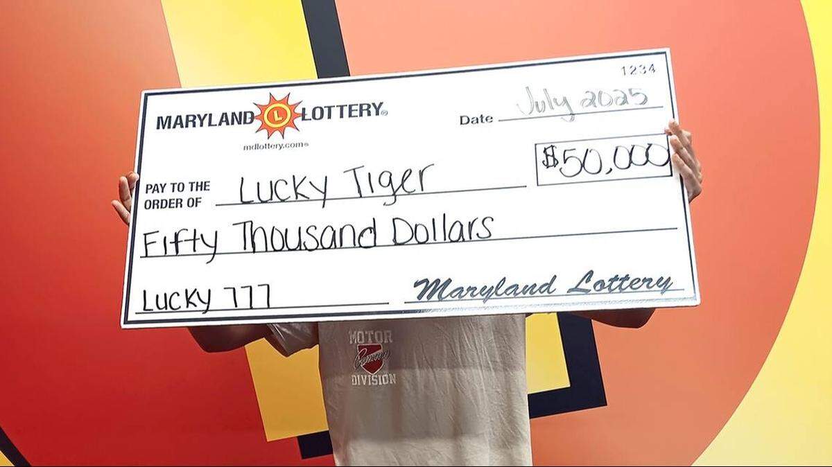 Estudiante de la Universidad de Towson, Maryland, gana $50,000 con raspadito. 