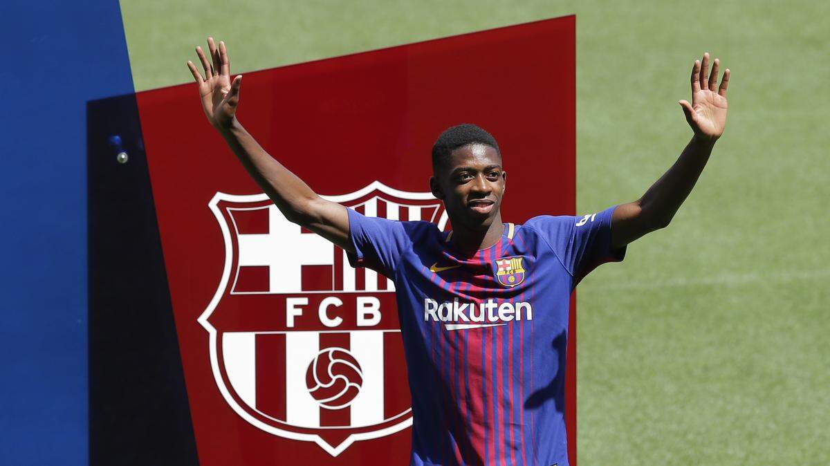 El extremo francés Ousmane Dembélé aseguró este miércoles que no tiene intención de abandonar este verano el Barcelona y que este curso jugará su segunda temporada en el club catalán.
