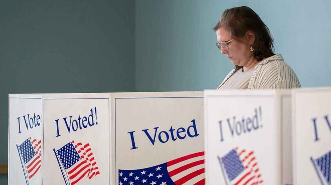 El voto femenino vuelve al debate en EEUU más de un siglo después de su reconocimiento