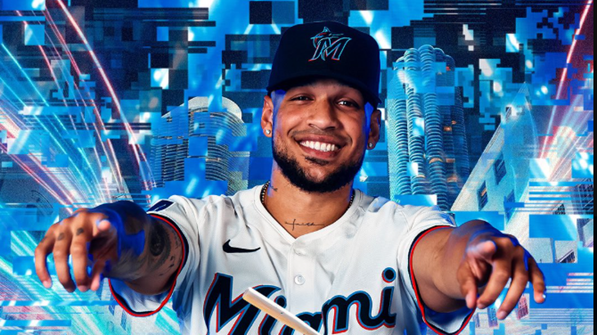 El jardinero cubano Víctor Mesa Jr. fue incluido en el róster de los Marlins y podría debutar esta semana ante los Padres en San Diego.