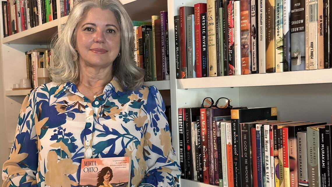 Cuba, Canarias y un naufragio. Mirta Ojito presenta en Miami su novela ‘La memoria de las olas’