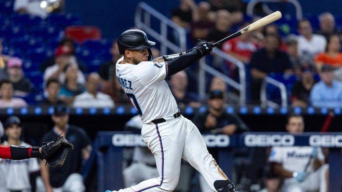 En una temporada donde todo parecía extraviado para los Marlins, ha emergido un rayo de luz en medio de la oscuridad del sur de la Florida. Su nombre: Agustín Ramírez, y su bate ha comenzado a hablar con voz propia.