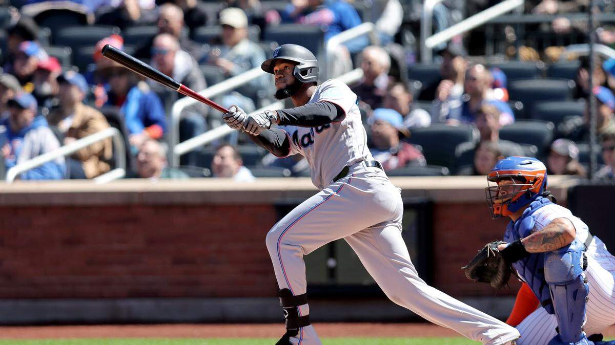 Bryan De La Cruz disparó un jonrón y remolcó cuatro carreras para encabezar la ofensiva de los Marlins que derrotó 7-2 a los Mets, el domingo 9 de abril de 2023 en Nueva York.