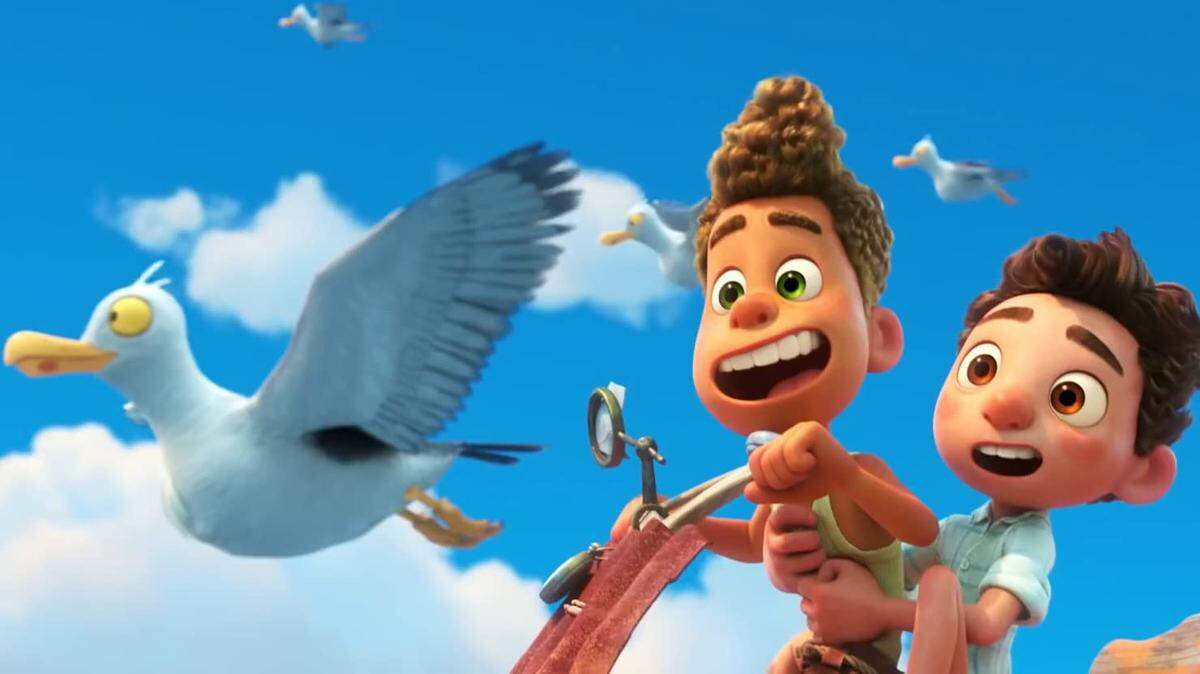 Coral Gables Art Cinema presenta ‘Luca’ (2021) ambientada en la Riviera italiana entre las décadas de 1950 y 1960, sobre un niño monstruo marino con la capacidad de asumir una forma humana mientras está en tierra.