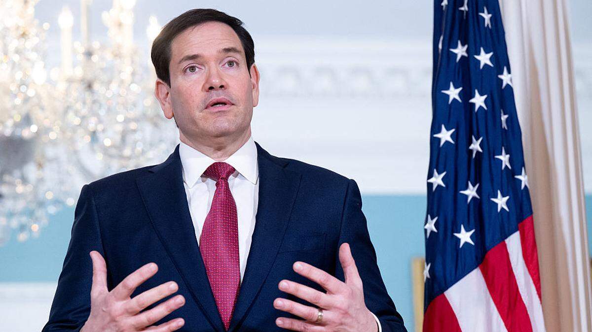 El secretario de Estado de Estados Unidos, Marco Rubio, advirtió que el presidente, Donald Trump, no descarta el uso de la fuerza si la presidenta encargada de Venezuela, Delcy Rodríguez, no coopera con Washington.