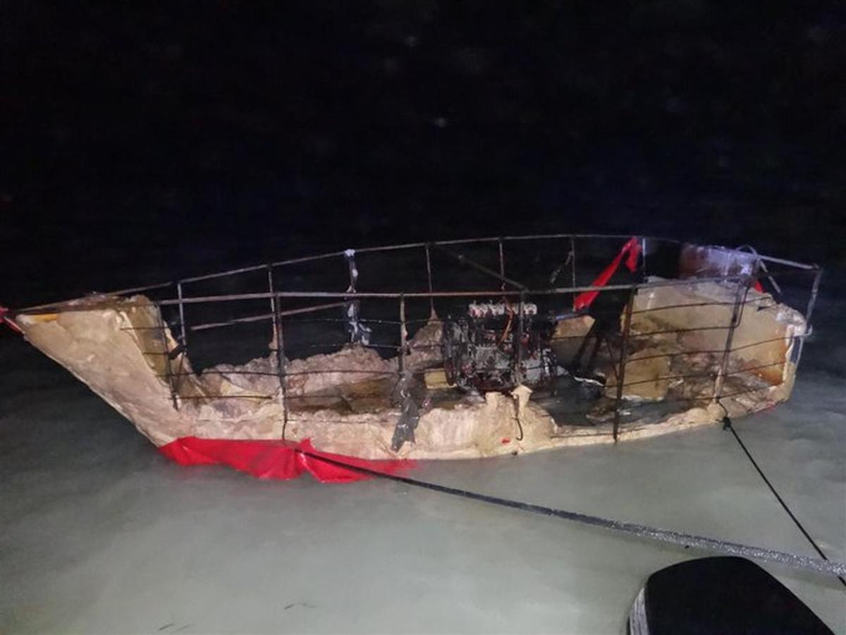La búsqueda de varios inmigrantes que habrían desaparecidos después de que su bote naufragó en los Cayos de la Florida fue suspendida el sábado 2 de abril de 2022.