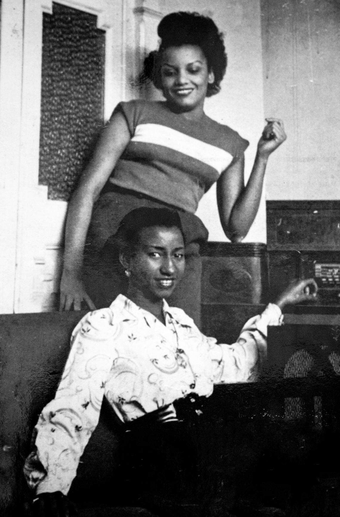 Celia Cruz y Elena Burke.