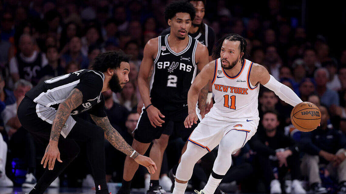 Con una remontada histórica, los Knicks vencen a los Spurs y acarician título de la NBA
