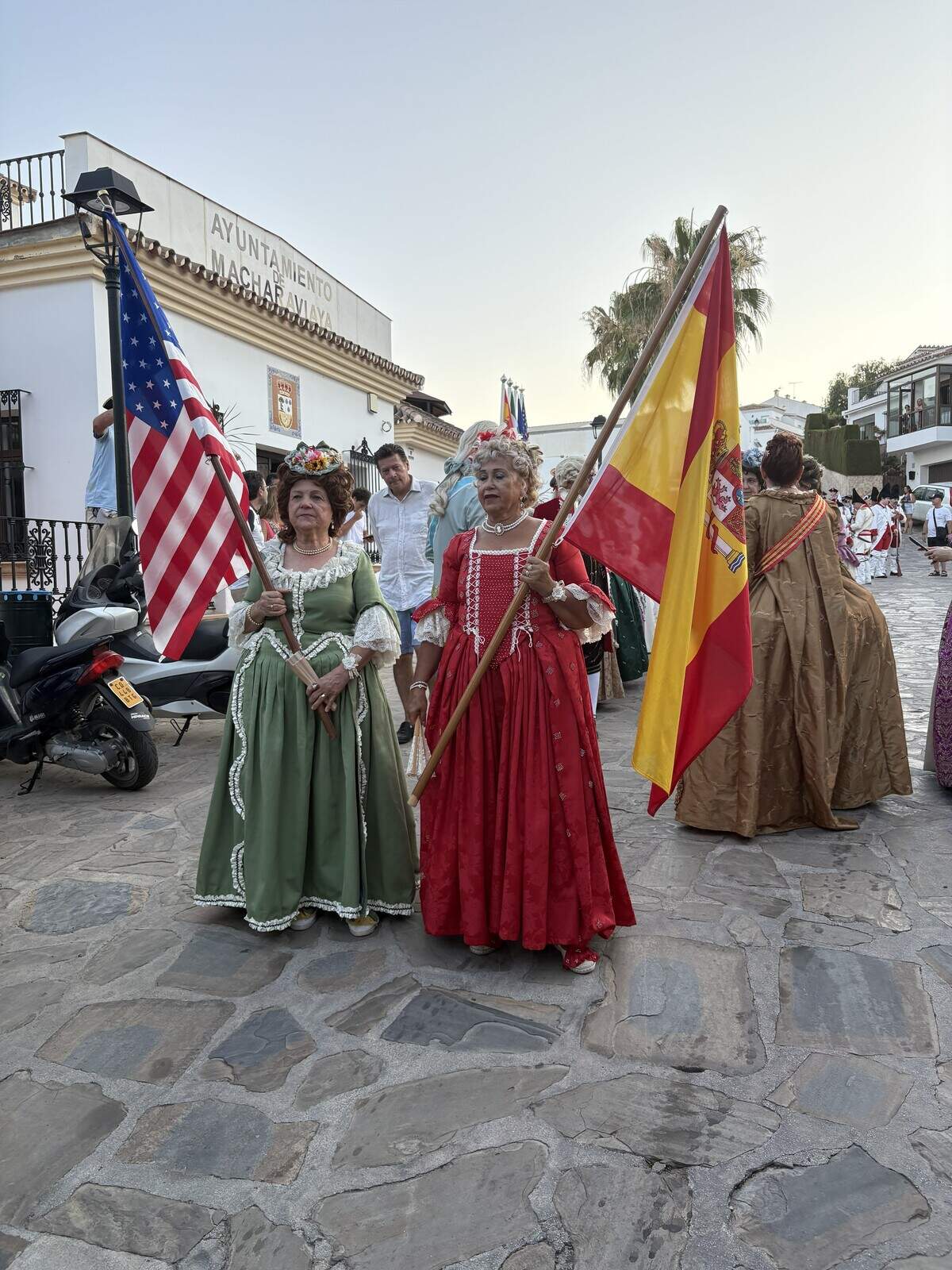 En un pequeño pueblito con un nombre casi imposible de pronunciar, hasta para los mismos Españoles, se celebraba el 4 de Julio por todo lo alto.
