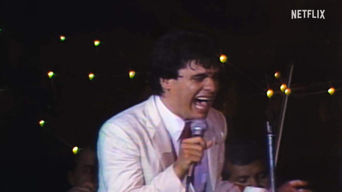 Por Netflix ‘Juan Gabriel: Debo, puedo y quiero’ (2025), filme que ahonda en la vida de Alberto Aguilera Valadez, conocido mundialmente como Juan Gabriel.
