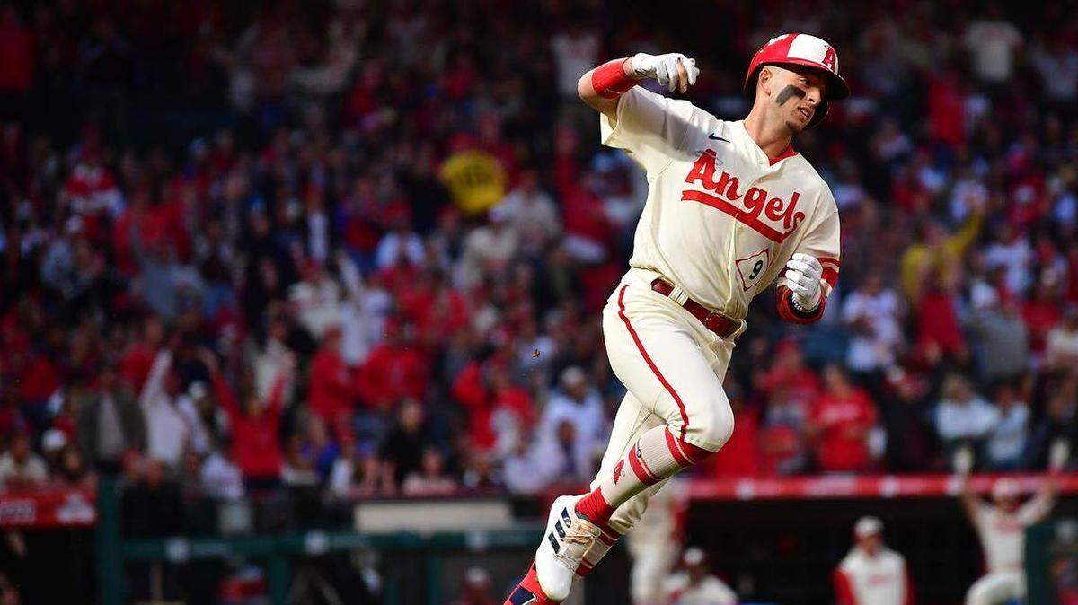 El pelotero de los Angelinos de Los Angeles Zach Neto fue nombrado Jugador de la Semana de la Liga Americana tras una actuación demoledora, consolidándose como uno de los torpederos más completos de la actualidad. 