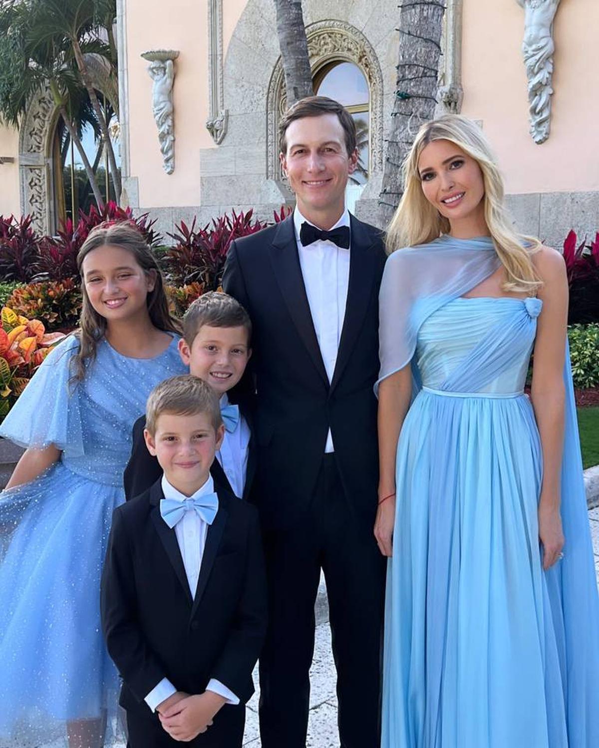 La familia de Ivanka. La ex diseñadora de moda publicó una instantánea familiar. Cortesía de Ivanka Trump/Instagram