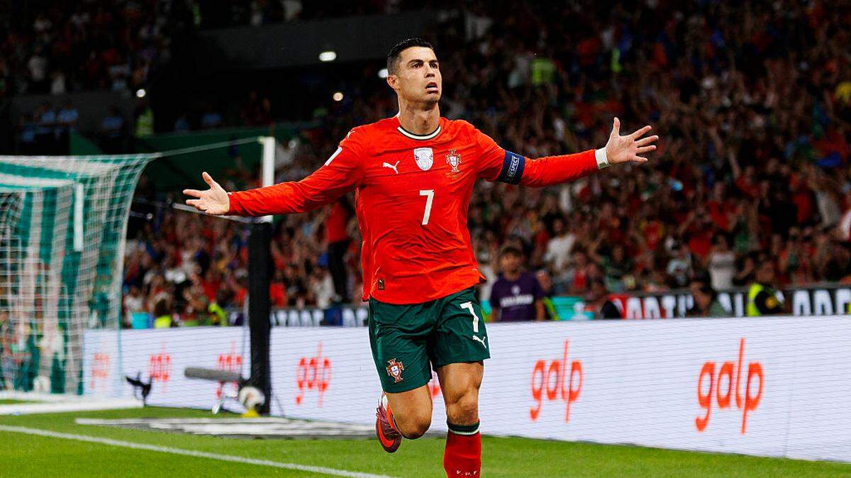 Sin sorpresas, Cristiano Ronaldo fue convocado por la selección de Portugal para disputar, a sus 41 años, su sexto Mundial este verano en Norteamérica. 
