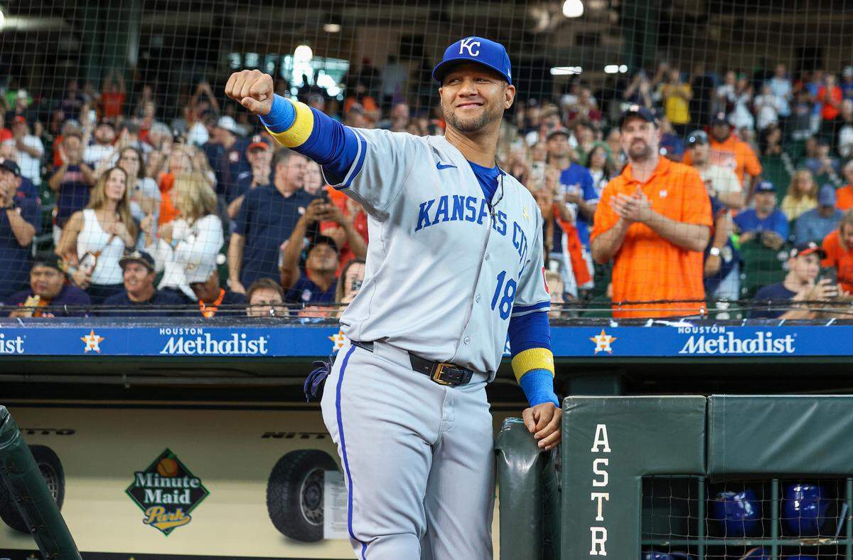 El equipo de Kansas City le dio la oportunidad a Yuli Gurriel en el último mes de la temporada del 2024. Comenzó bien, pero terminó mal. 