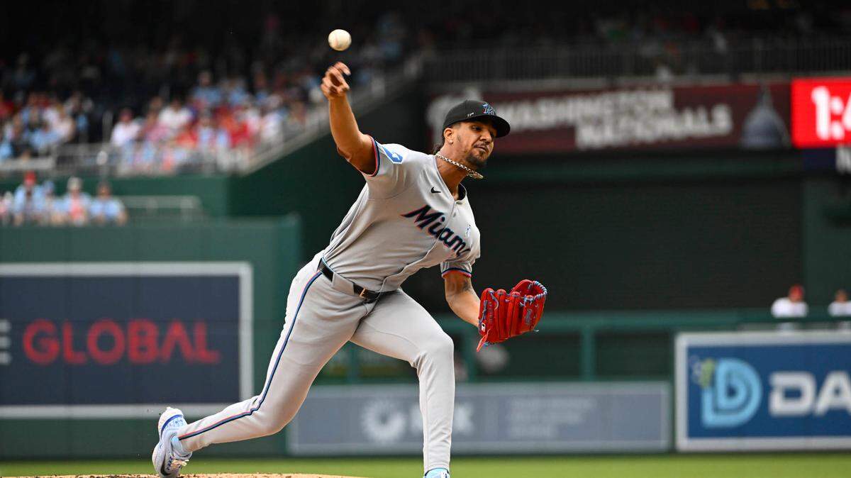 Con una buena labor de Eury Pérez, los Marlins derrotaron el domingo 3-1 a los Nacionales en Washington y lograron su primera barrida de la temporada.