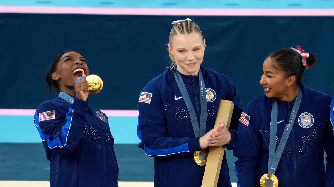 Simone Biles gana su primer oro y lidera a Estados Unidos en la reconquista del título olímpico por equipos en París